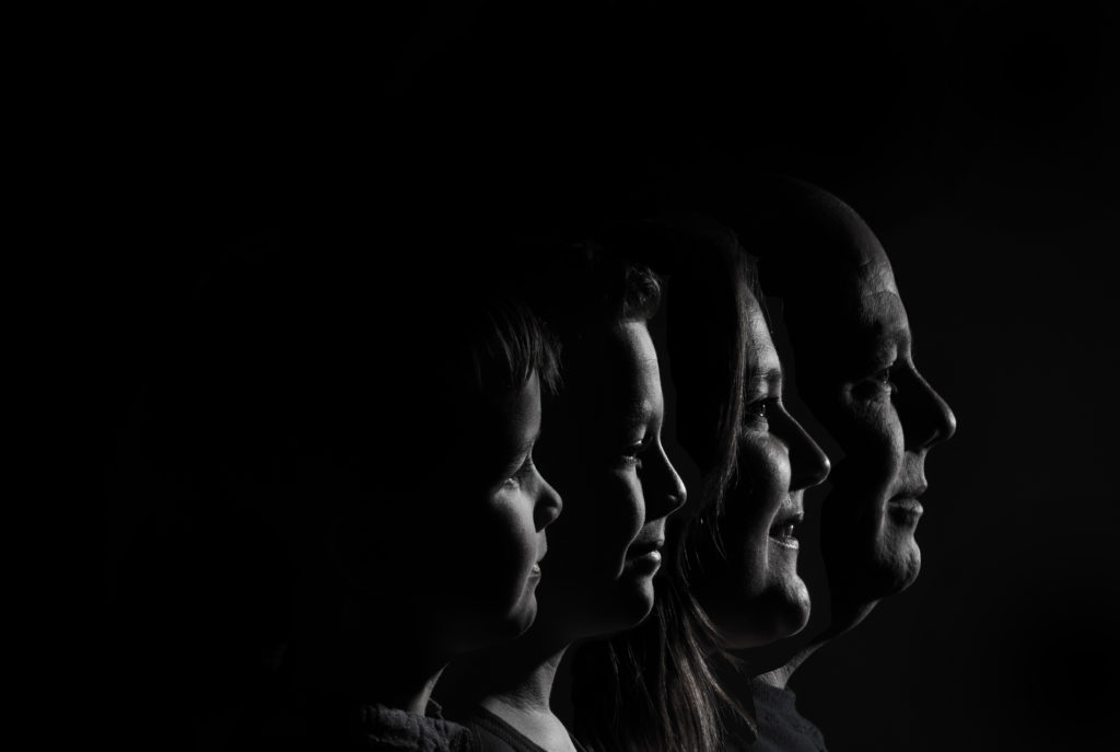 Familienfotos Gesicht in Gesicht Lowkey